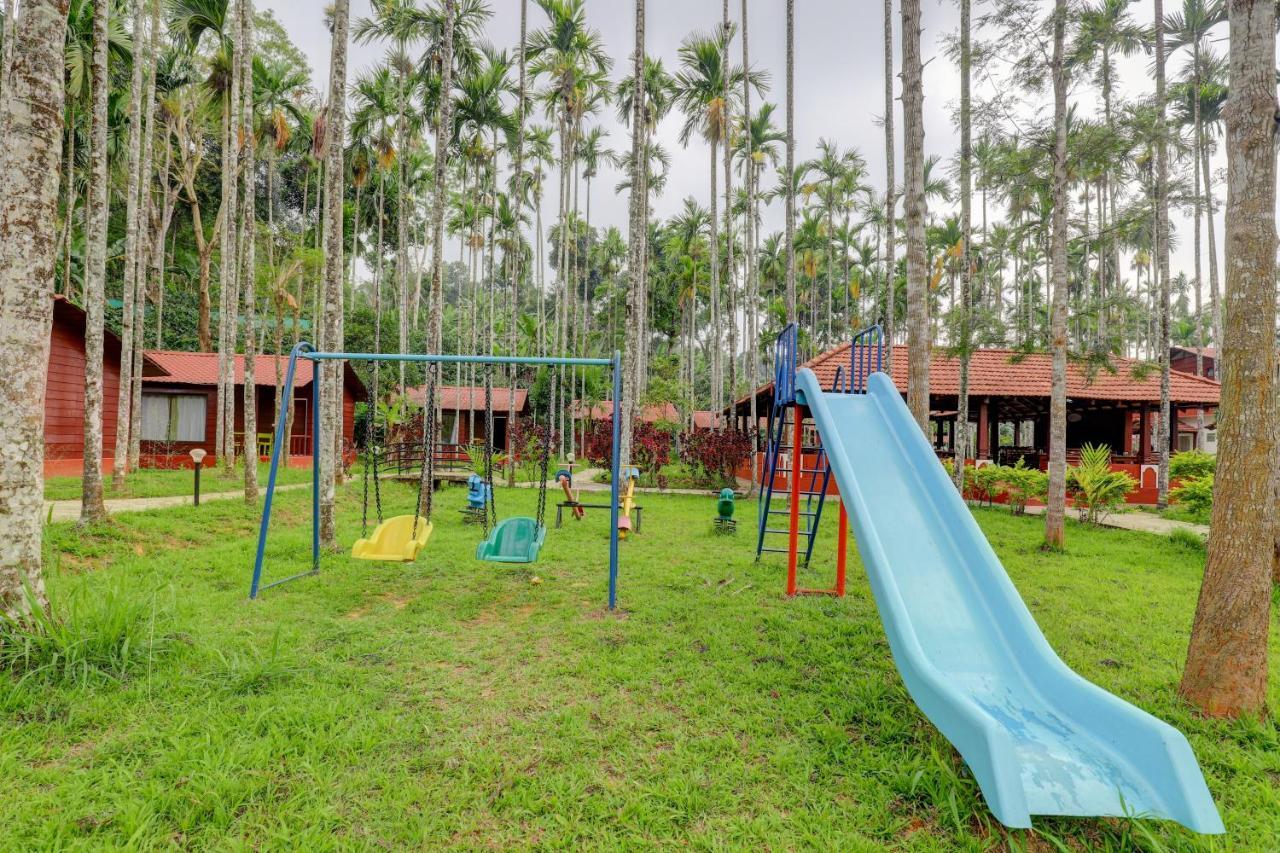 Ezzenza Areca Resort 马迪凯里 外观 照片