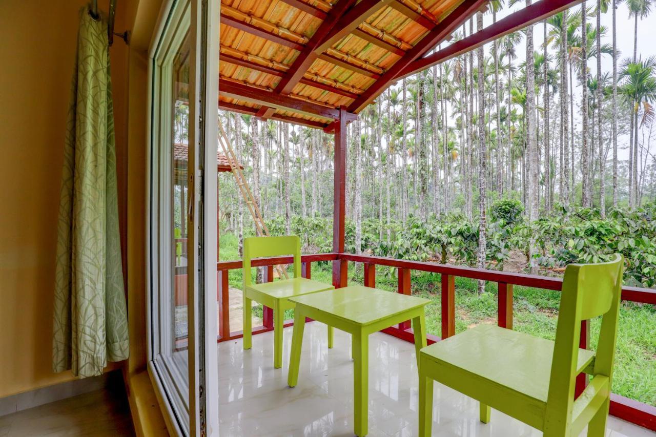 Ezzenza Areca Resort 马迪凯里 外观 照片